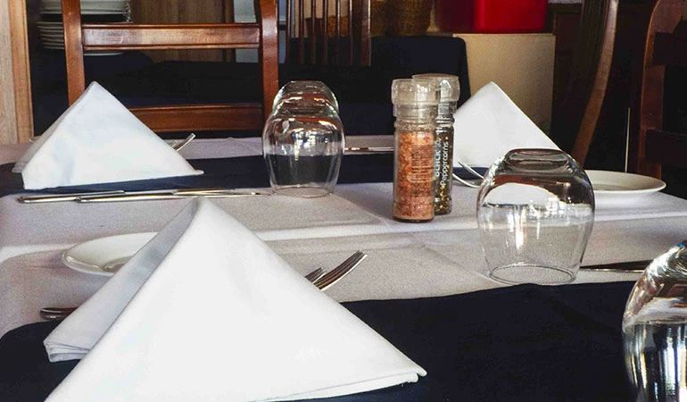 Photo des tables à La Vieille Rouge à Grand Baie